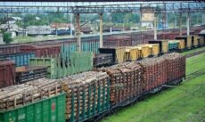 Вагон с древесиной